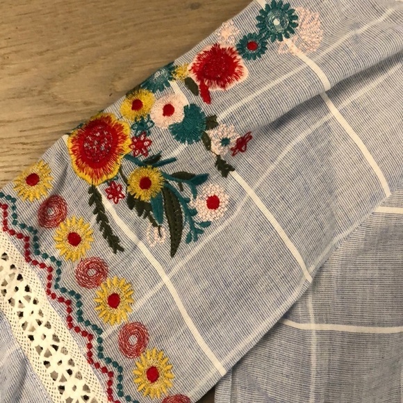 AQUA Blue and White Blouse with Embroidery Size M - Picture 3 of 6